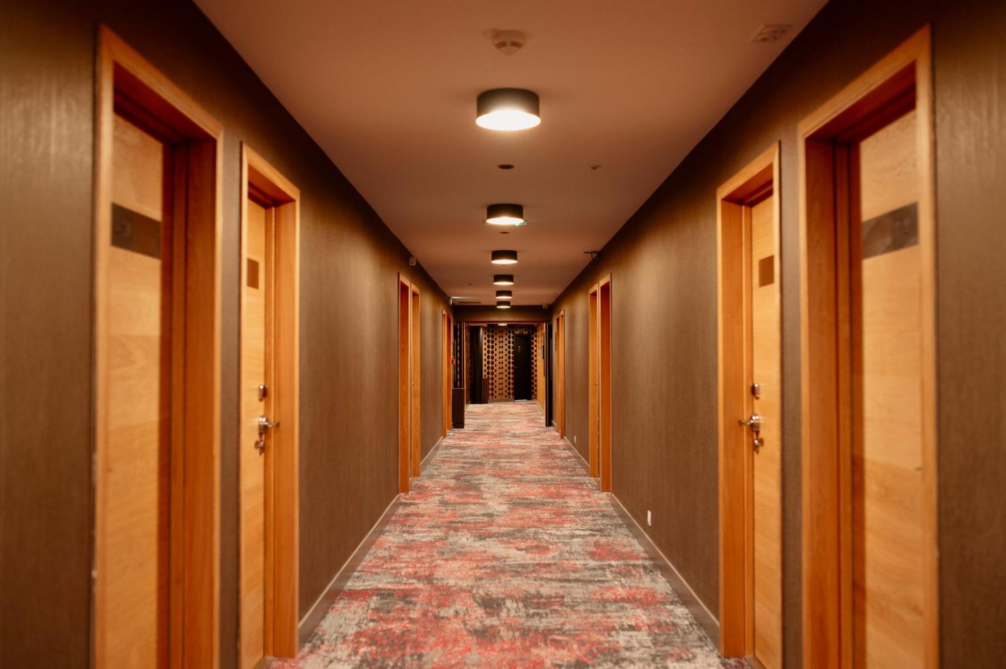 Hotel Dali Val D'Europe شانتيلو أو بْري المظهر الخارجي الصورة