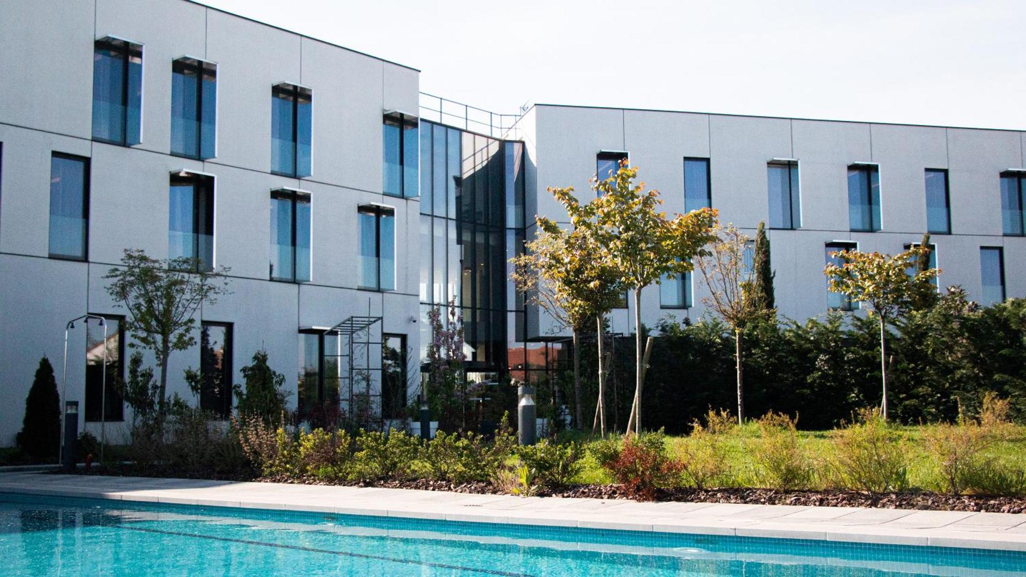 Hotel Dali Val D'Europe شانتيلو أو بْري المظهر الخارجي الصورة