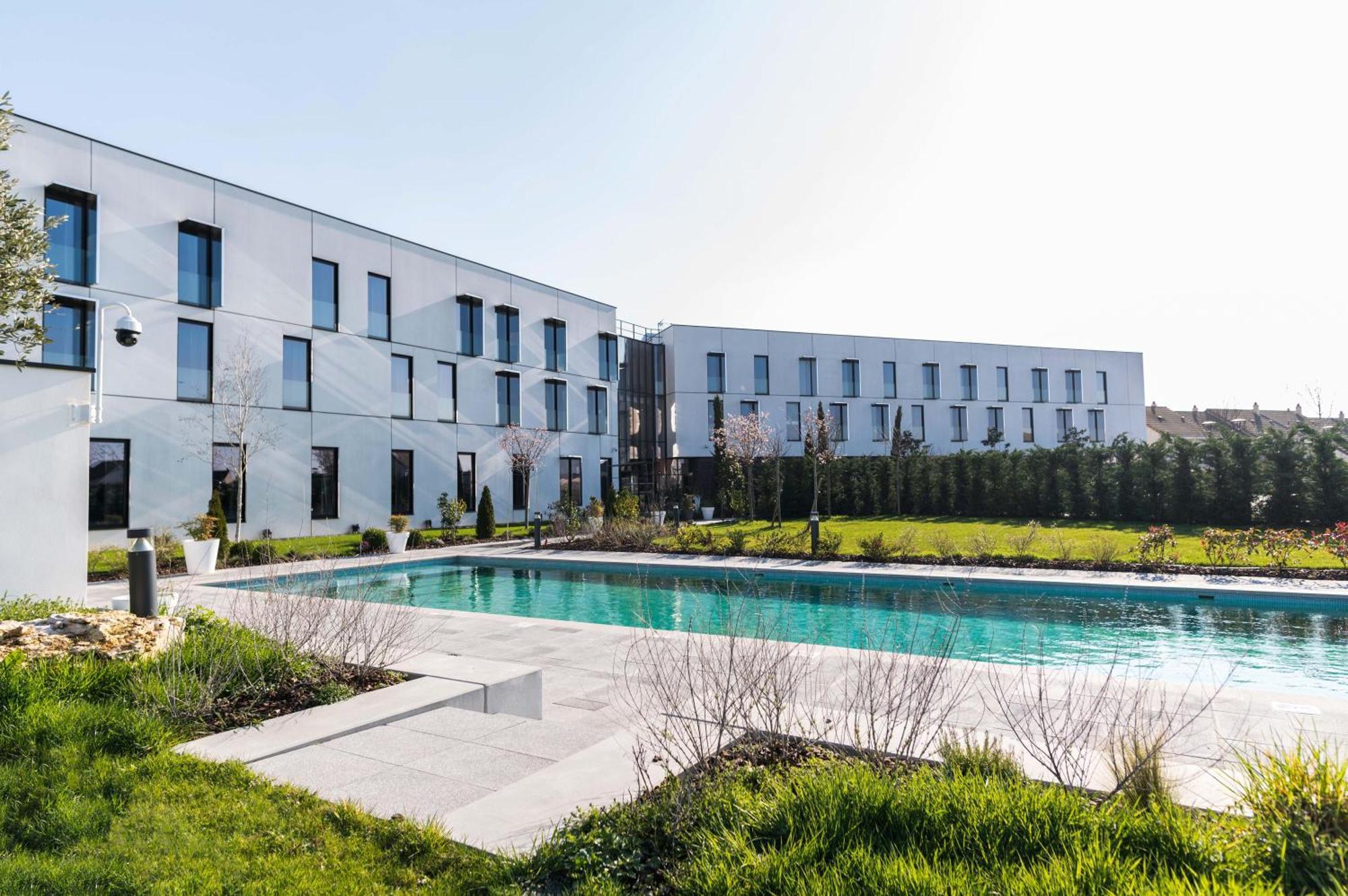 Hotel Dali Val D'Europe شانتيلو أو بْري المظهر الخارجي الصورة